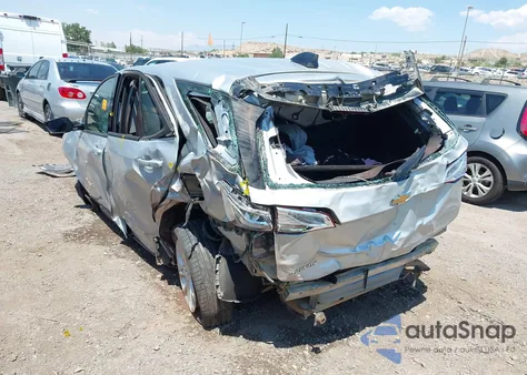 2018 Chevrolet Equinox Ls z USA, uszkodzony, nr VIN 2GNAXHEV9J6194482